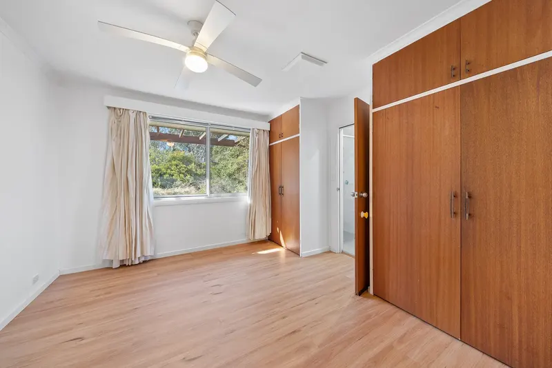 18 Ardlethan Street, Fisher, photo 9