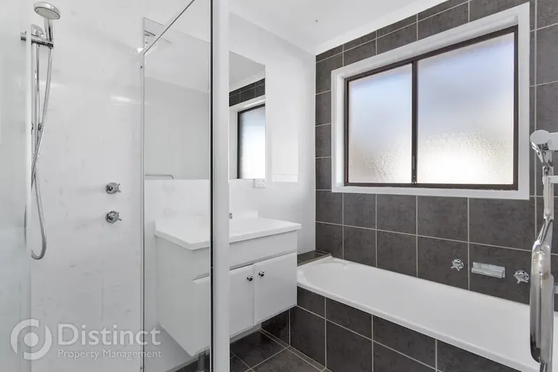 5 Tannabar Place, Isabella Plains, photo 8