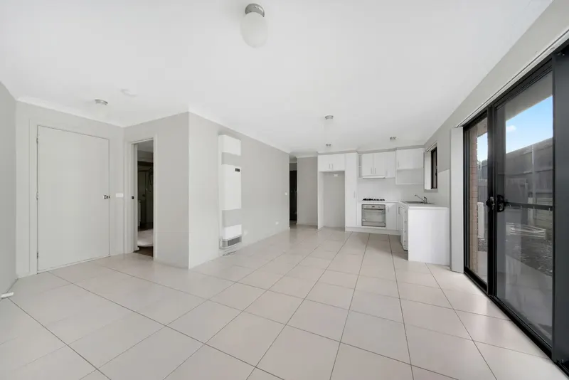 16 Phillipa Weeks Street, Watson, photo 5