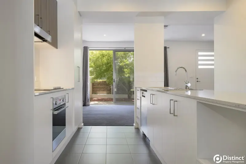 155/16 Kings Canyon Street, Harrison, photo 2