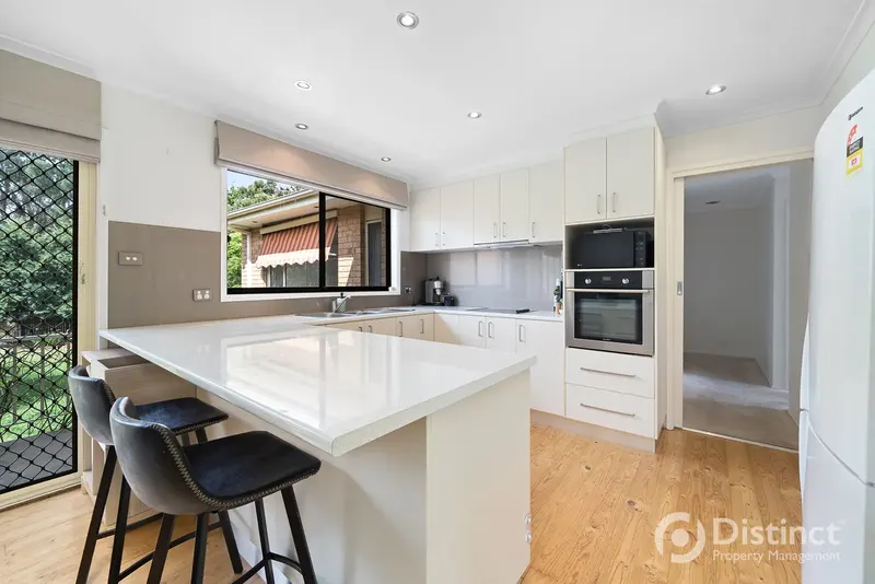 10 Montagu Place, Evatt, photo 3