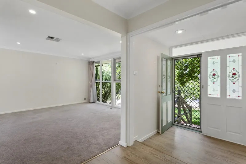 6 Allwood Street, Chifley ACT 2606, photo 13