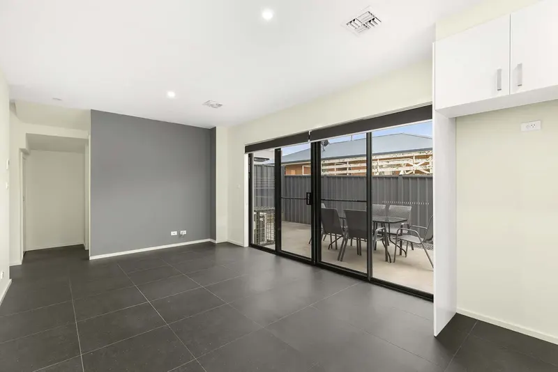 1/4 Powell Street, Queanbeyan East, photo 5