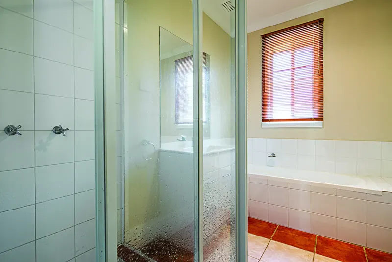 5 Atholbar Way, Karabar, photo 7