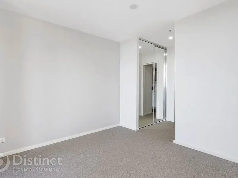 1607/120 Eastern Valley Way, Belconnen, photo 5