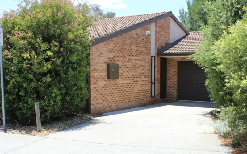 45/21 Cossington Smith Crescent, Lyneham