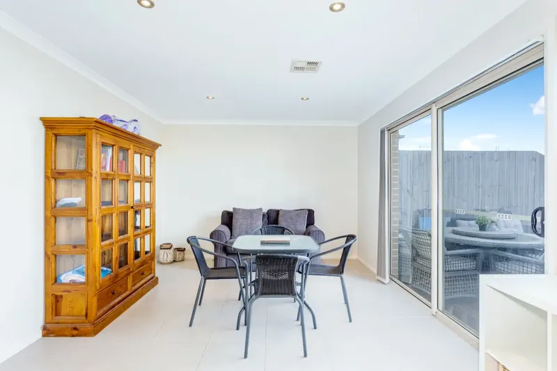 32 Eugene Vincent Street, Bonner, photo 4