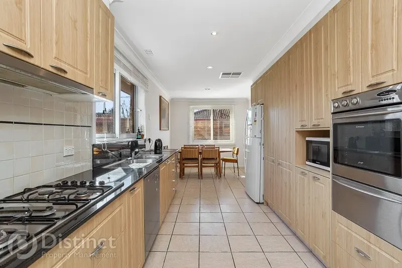132 Phillip Avenue, Downer, photo 3