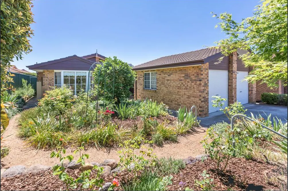 5 Snow Gum Place, Jerrabomberra, photo 1