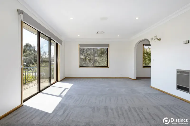12 Tucana Street, Giralang, photo 5