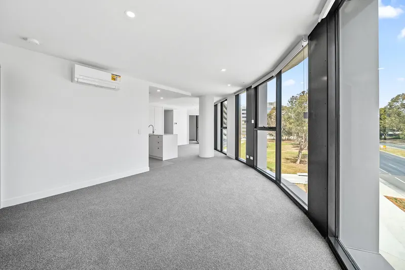 203/220 Melrose Drive, Phillip, photo 3