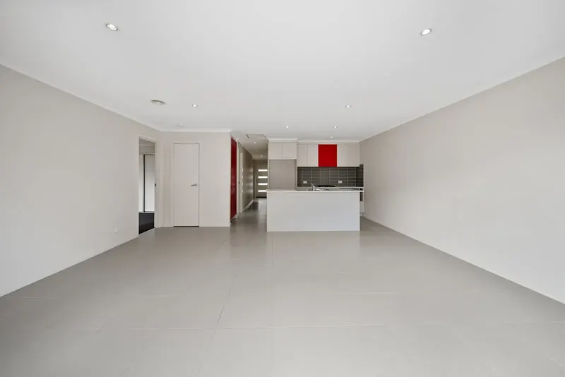 93 Ormiston Circuit, Harrison, photo 2