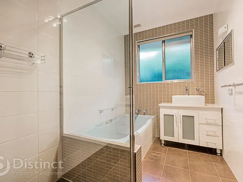 35 Tantangara Street, Duffy, photo 7