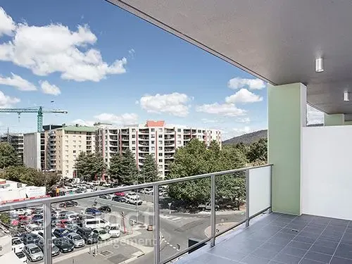 27/38 Mort Street, Braddon, photo 2