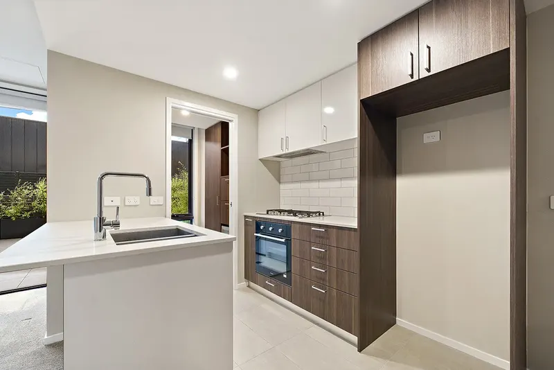 Level 1/105/566 Cotter Road, Wright, photo 4