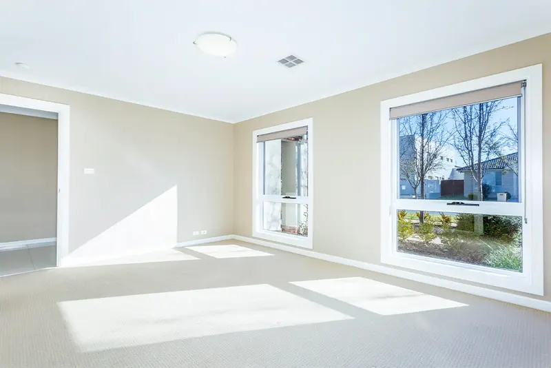 27 Donald Horne Street, Franklin, photo 8