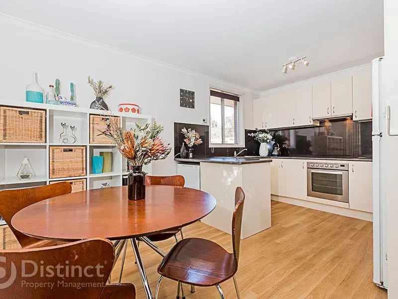 16 Mcmaster Street, Scullin, photo 3