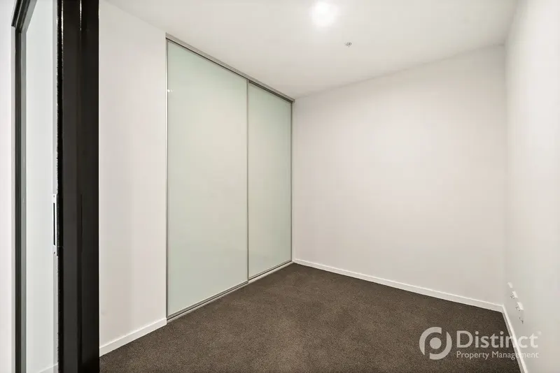 523/81 Cooyong Street, Reid, photo 9