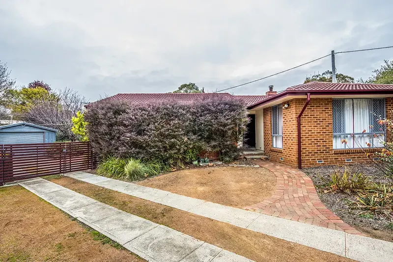 68 Nemarang Crescent, Waramanga