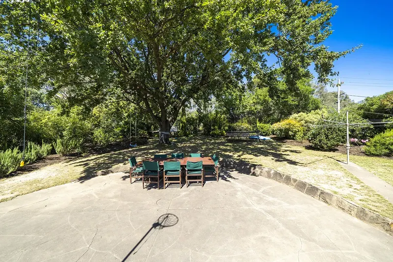 98 Vasey Crescent, Campbell, photo 15