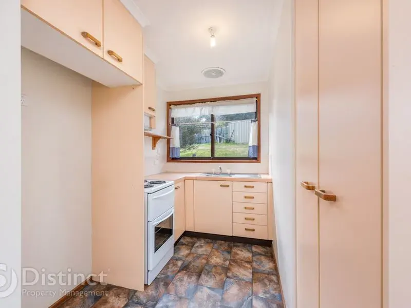 8 Laby Place, Theodore, photo 2