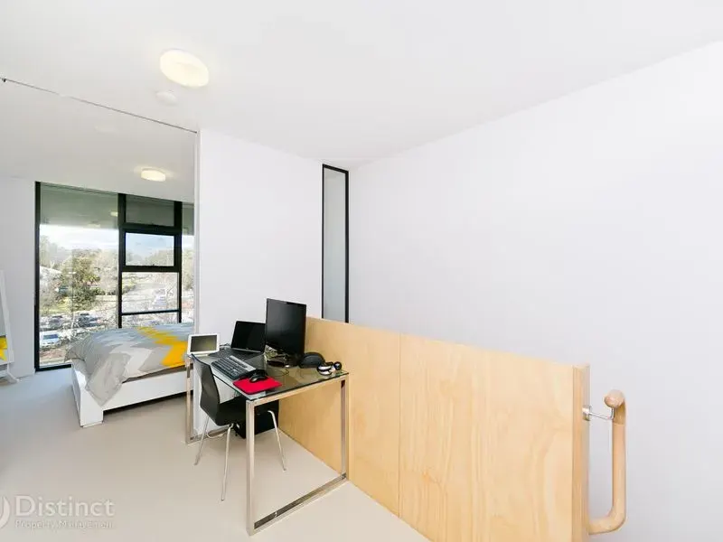 1/97 Eastern Valley Way, Belconnen, photo 5