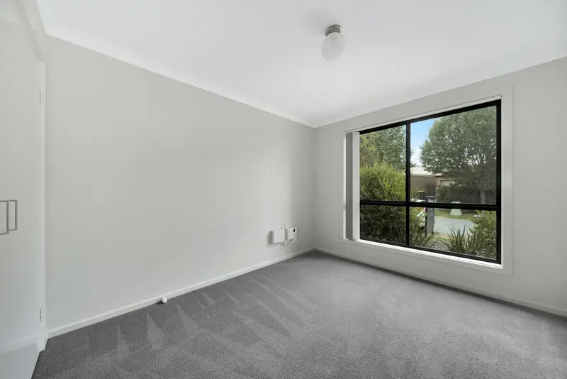 16 Phillipa Weeks Street, Watson, photo 8