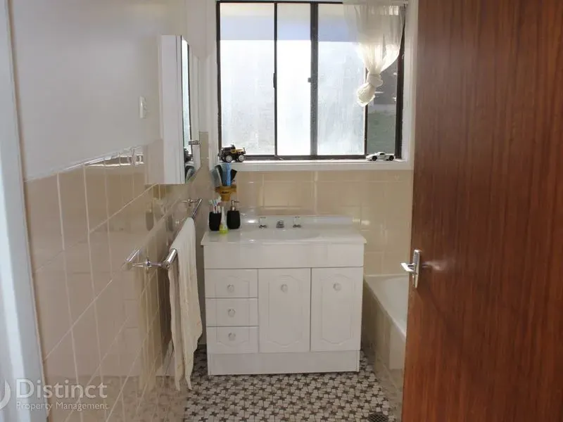 1a Withers Place, Weston, photo 7
