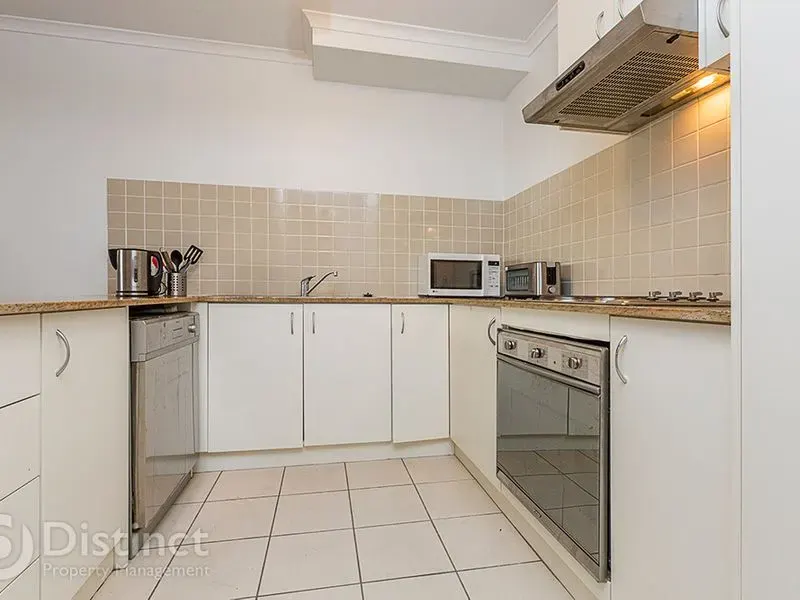 87/20 Federal Highway, Watson, photo 2