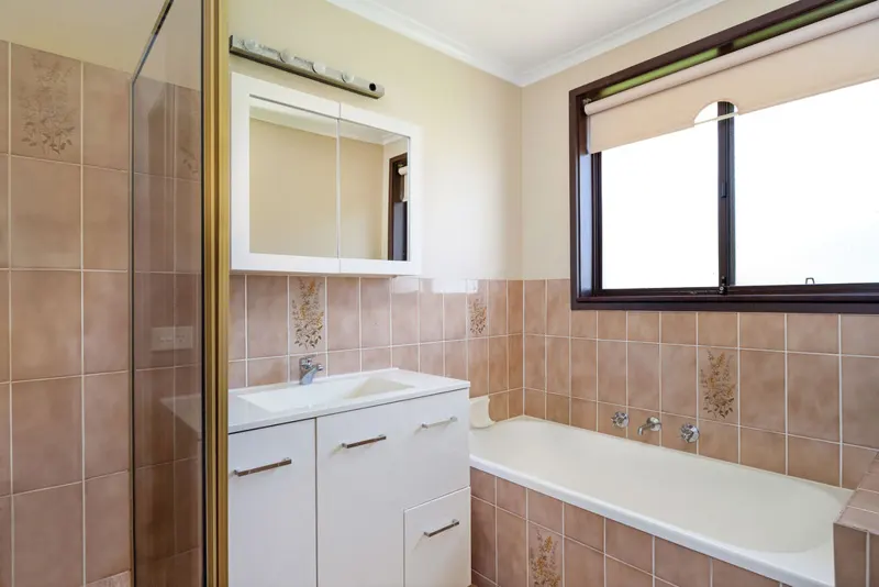 72 Badenoch Crescent, Evatt, photo 6