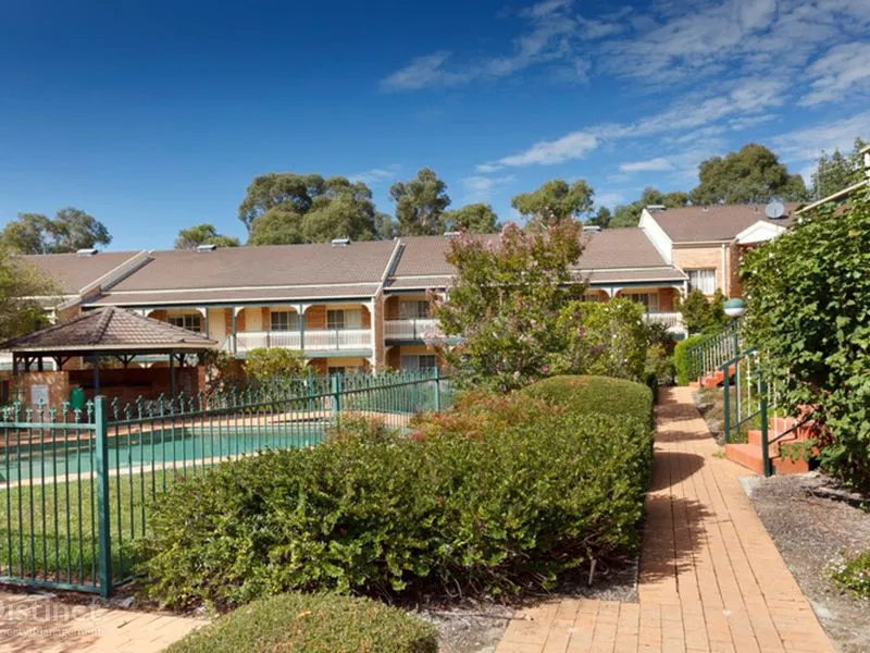 103/13-15 Sturt Avenue, Griffith, photo 1