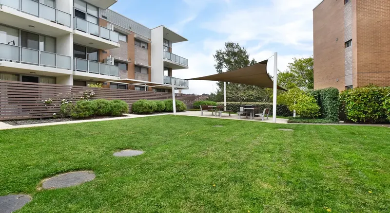 174/116 Easty Street, Phillip, photo 12
