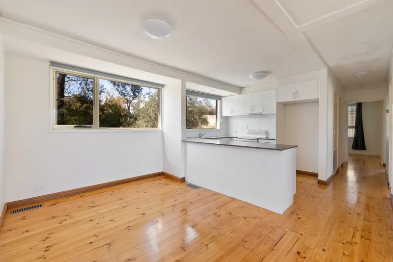 8 Hurley Street, Mawson, photo 6