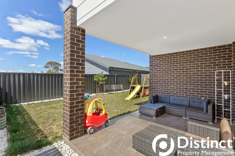 5 Yates Way, Googong, photo 13