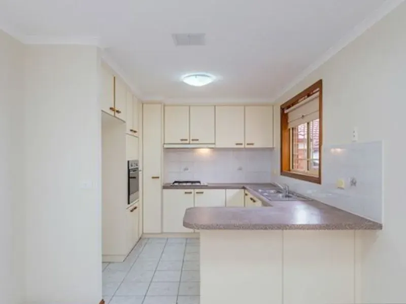29 Bungaree Crescent, Ngunnawal, photo 6