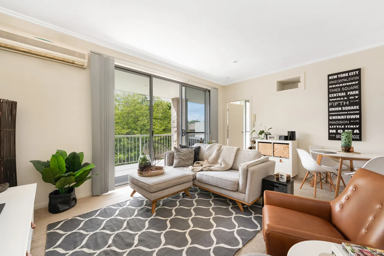 19/123 Lowanna Street, Braddon ACT 2612, photo 1