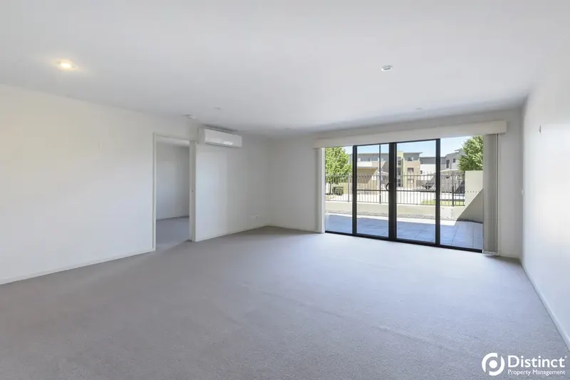 79/104 Henry Kendall Street, Franklin, photo 3
