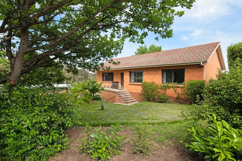 10 Hagelthorn Street, Farrer, photo 10