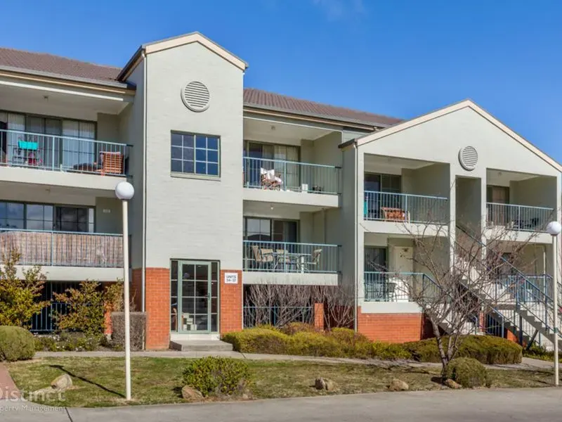 42/21 Aspinall Street, Watson, photo 1
