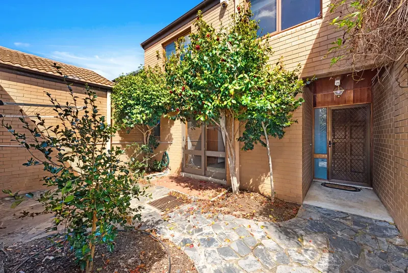 4 Howie Court, Belconnen, photo 2