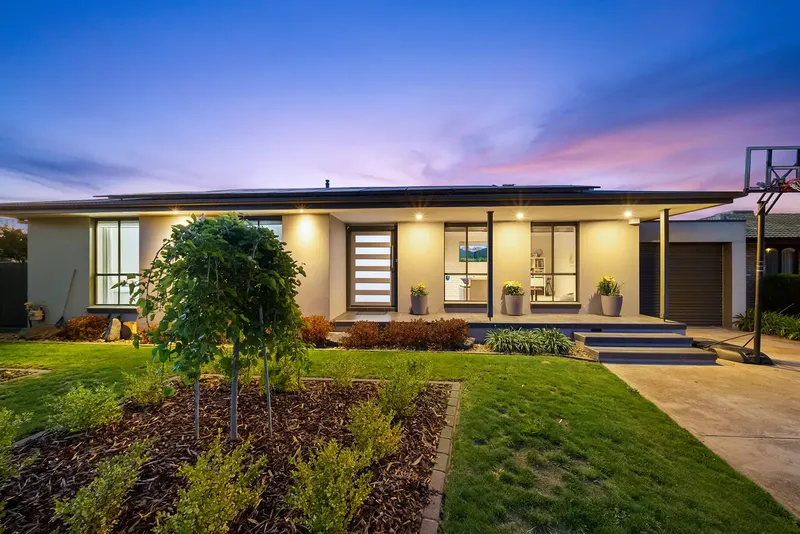 31 Diamantina Crescent, Kaleen, photo 2