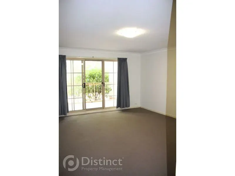 38/25 Aspinall Street, Watson, photo 4