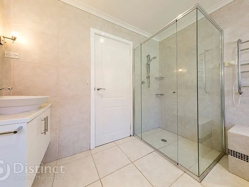 2 Adam Place, Farrer, photo 7