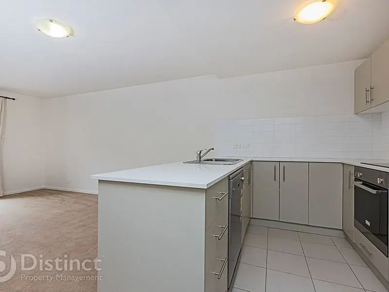 34/1 Gungahlin Place, Gungahlin, photo 2