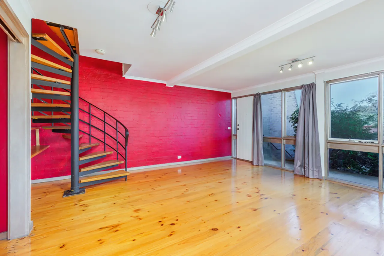 9 Menkens Court, Phillip, photo 1