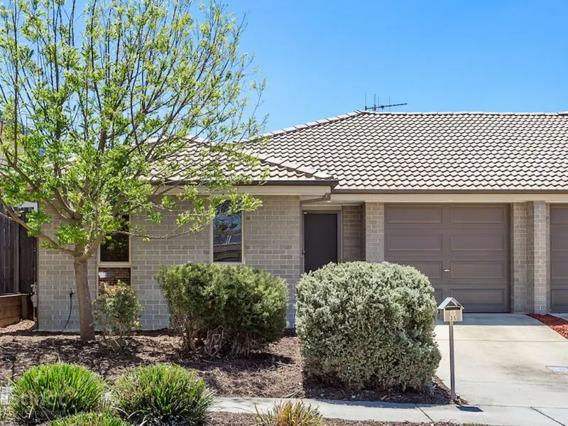 35 Constance Stone Street, Macgregor, photo 1
