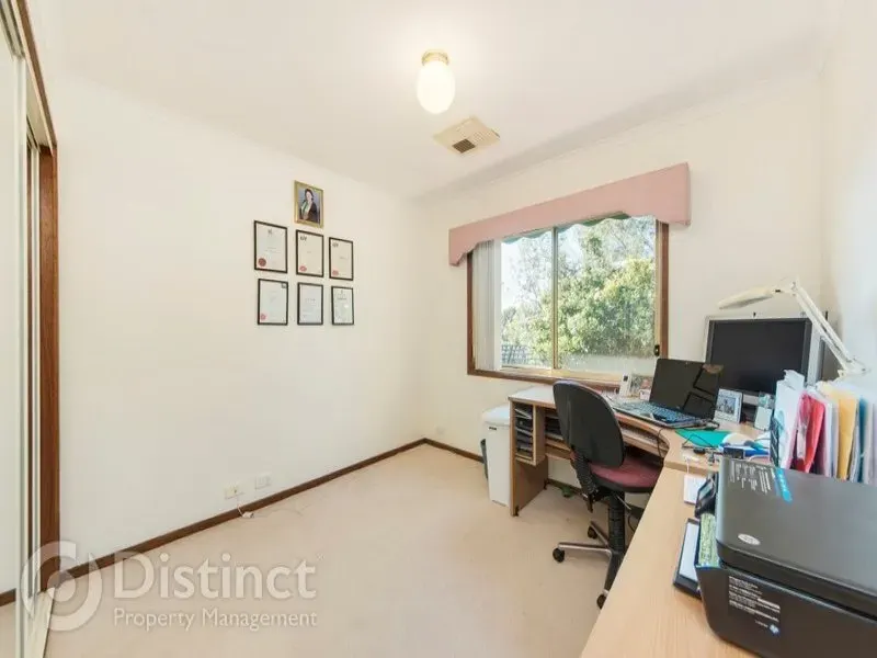 15 Smeaton Circuit, Banks, photo 12