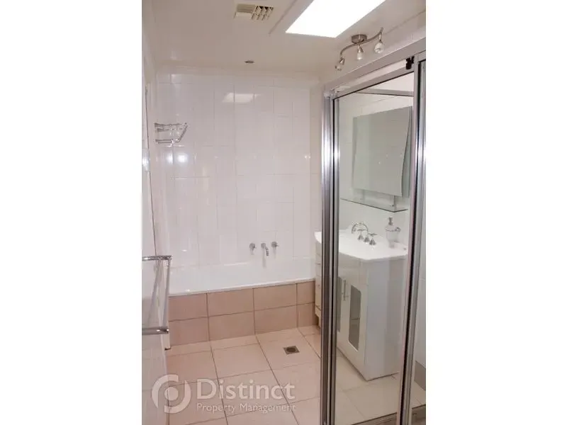 23 Carpenter Close, Calwell, photo 9