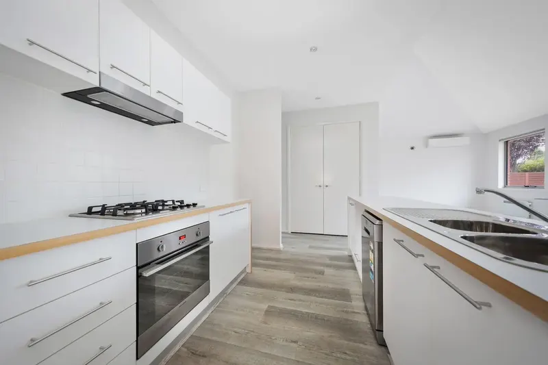 1 Eric Wright Street, Forde, photo 6