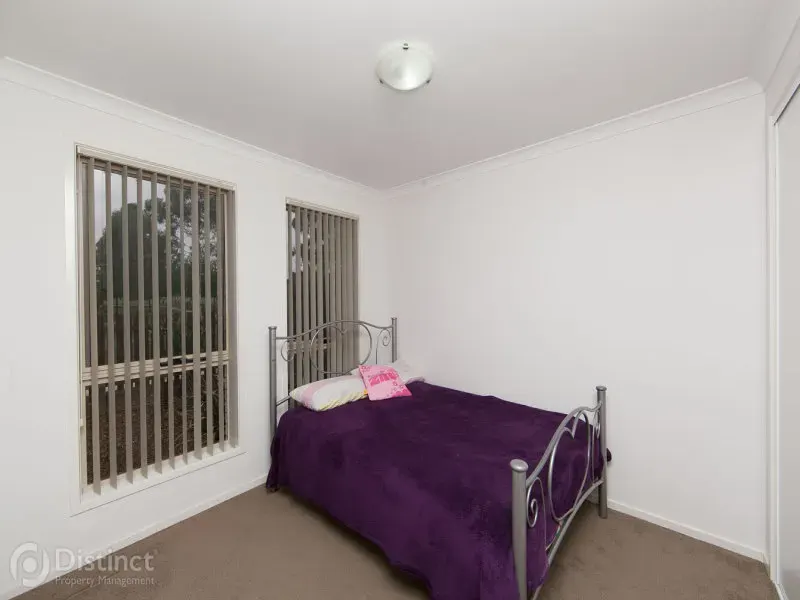 236 Kerrigan Street, Dunlop, photo 6